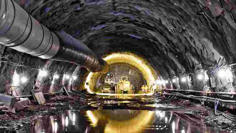 Будівельники пройшли 2/3 нижнього уступу Бескидського тунелю