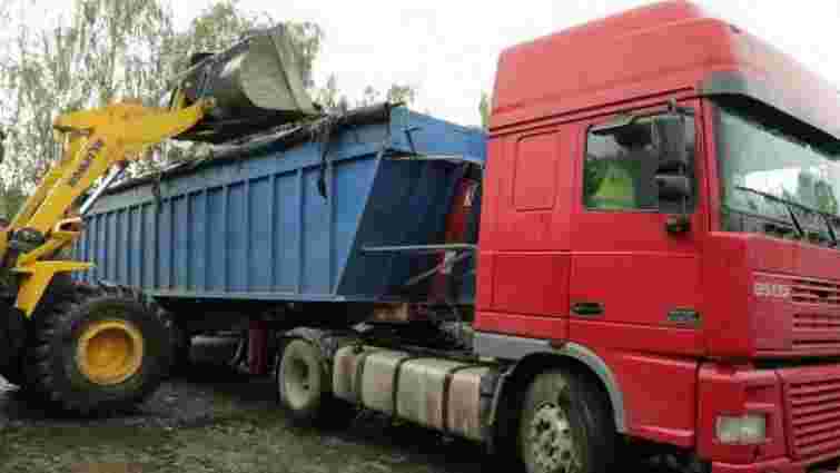 Влада Чернівців погодилася прийняти на своє сміттєзвалище 833 тонни сміття зі Львова