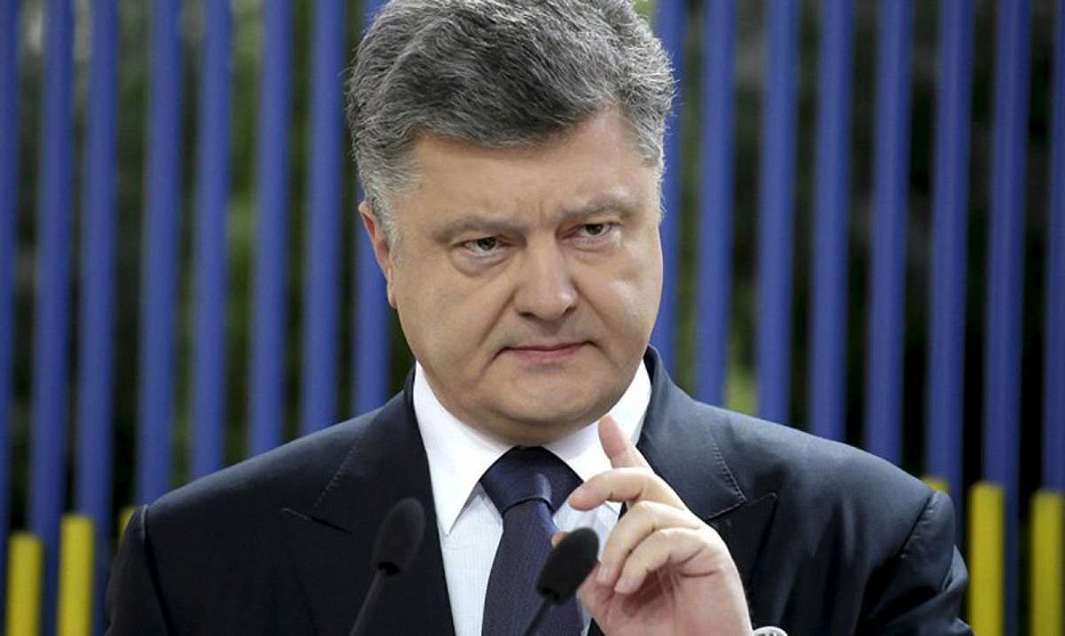 Порошенко назвав звинувачення Росії безглуздими і цинічними