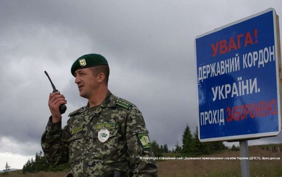Українські прикордонники посилили охорону адмінкордону з окупованим Кримом