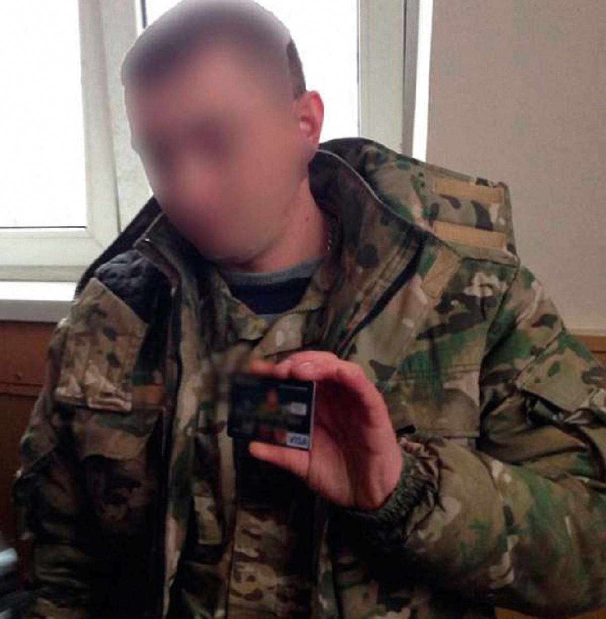 Затриманого на хабарі у Львові військового медика суд арештував на 4 місяці