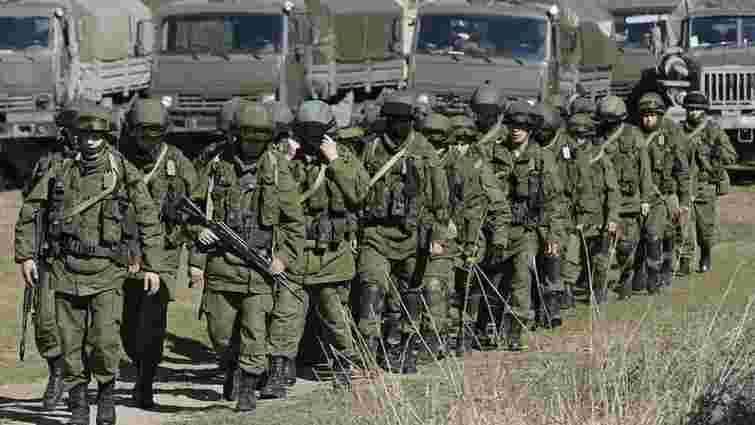 Прикордонники заявили про зростаючу активність російських військ на кордоні з Кримом