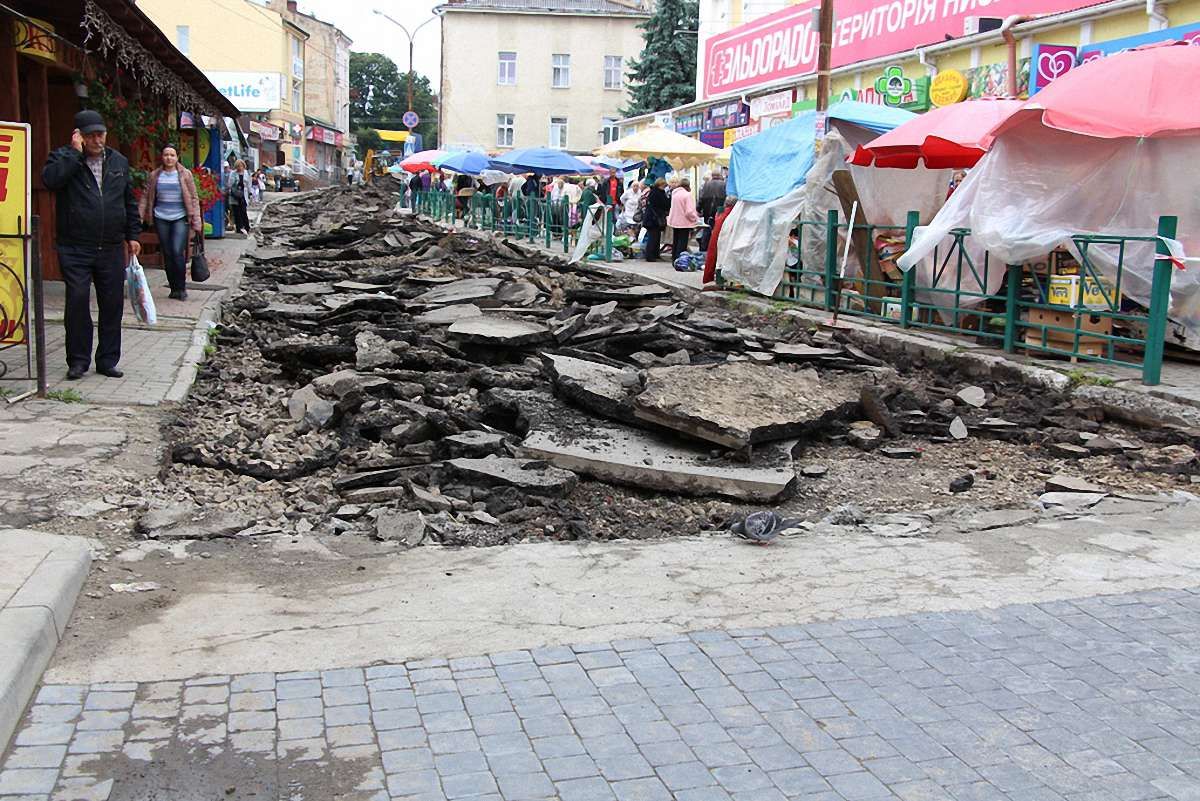 У Дрогобичі кинули гранату на подвір'я директора ринку 