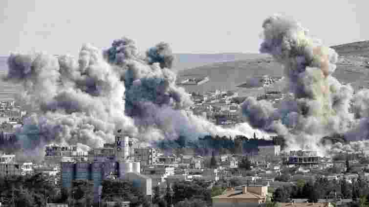 Американські винищувачі не дозволили авіації Ассада бомбити курдські позиції
