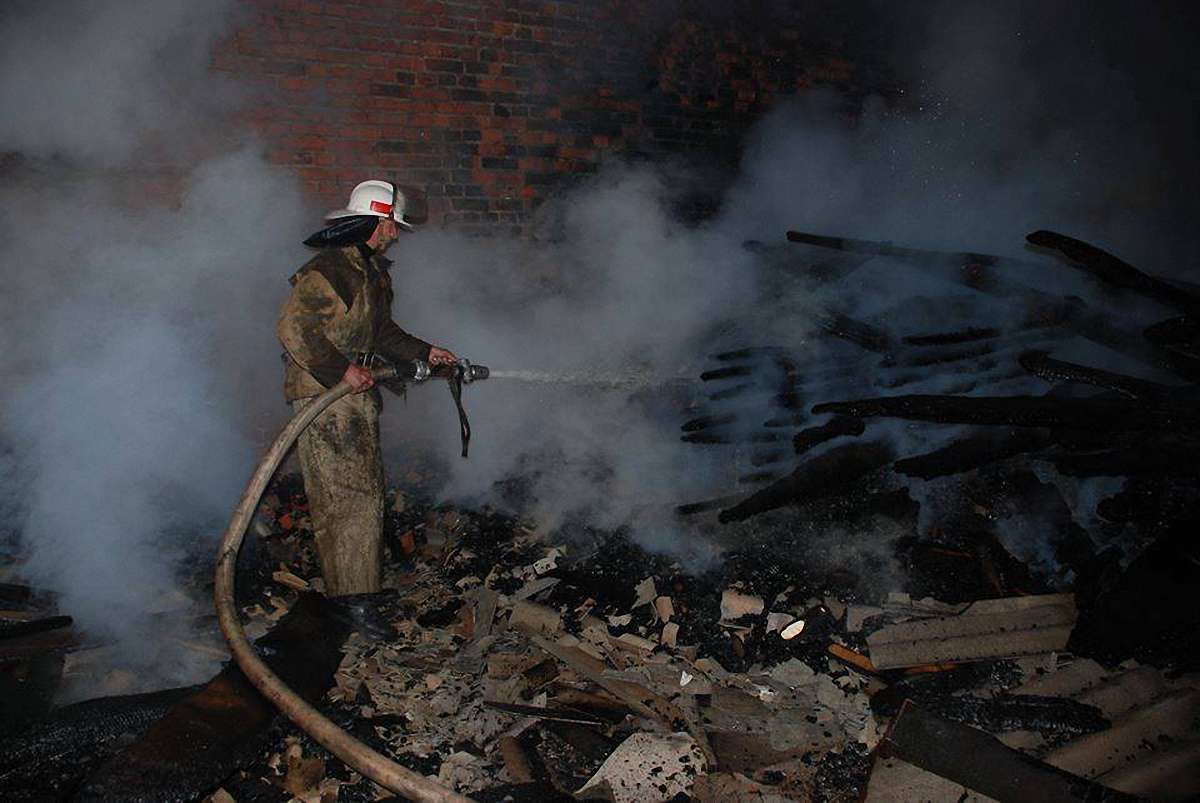 На Львівщині згоріло 10 тонн сіна