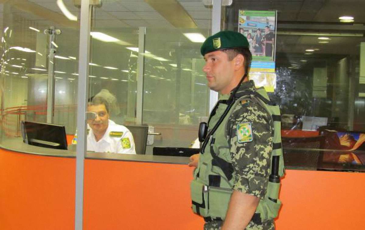 У львівському аеропорту затримали росіянина з підробленим паспортом