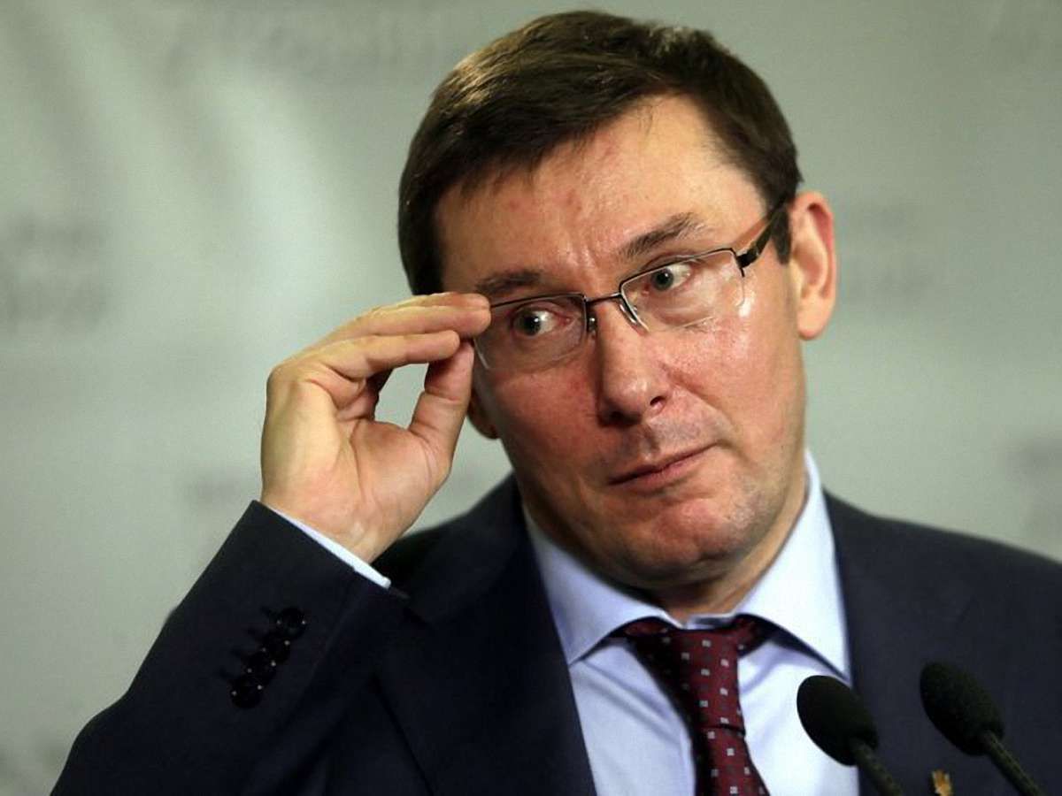 Юрій Луценко запропонував угоду зі слідством міністру часів Януковича