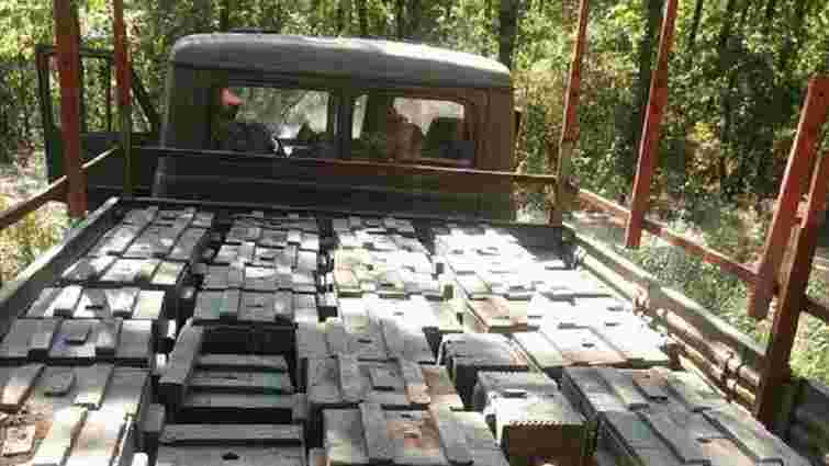 СБУ виявила схованку з 75 ящиками тротилу  поблизу Мар’їнки на Донеччині