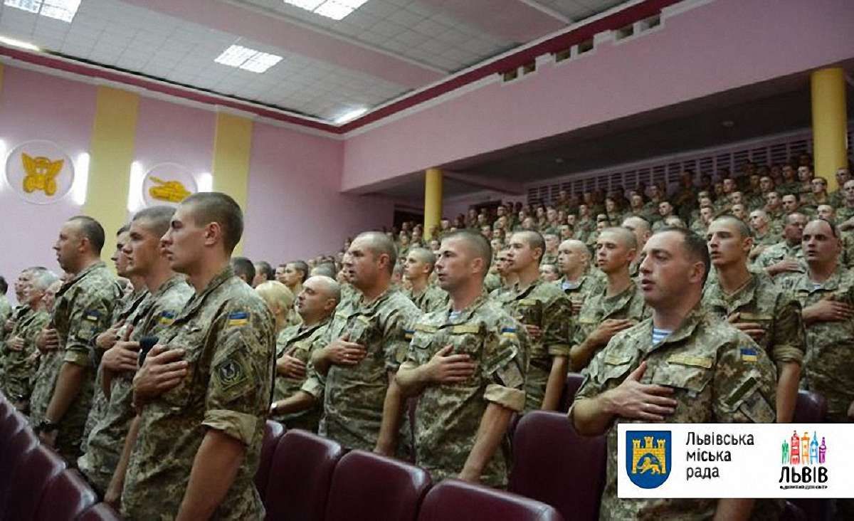 Військовослужбовці Львівського гарнізону отримали нагороди від міського голови