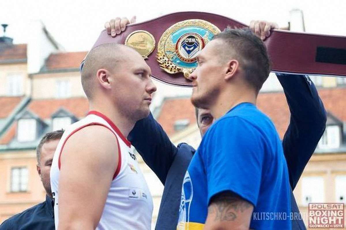 Боксери Олександр Усик і Кшиштоф Ґловацький провели відкрите тренування в Польщі