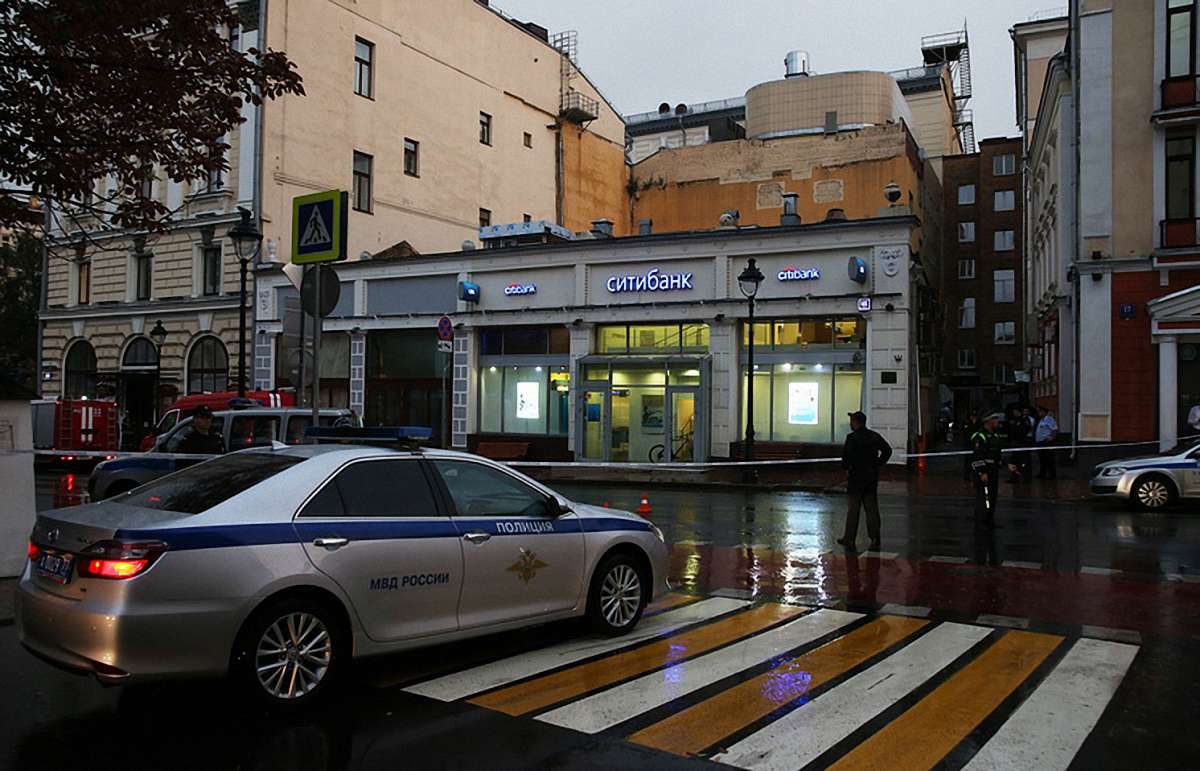 У Москві невідомий захопив відділення банку