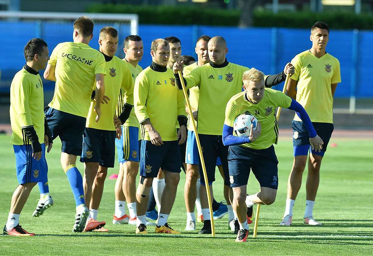Футболіст «Карпат» отримав виклик у збірну України на матч з Ісландією