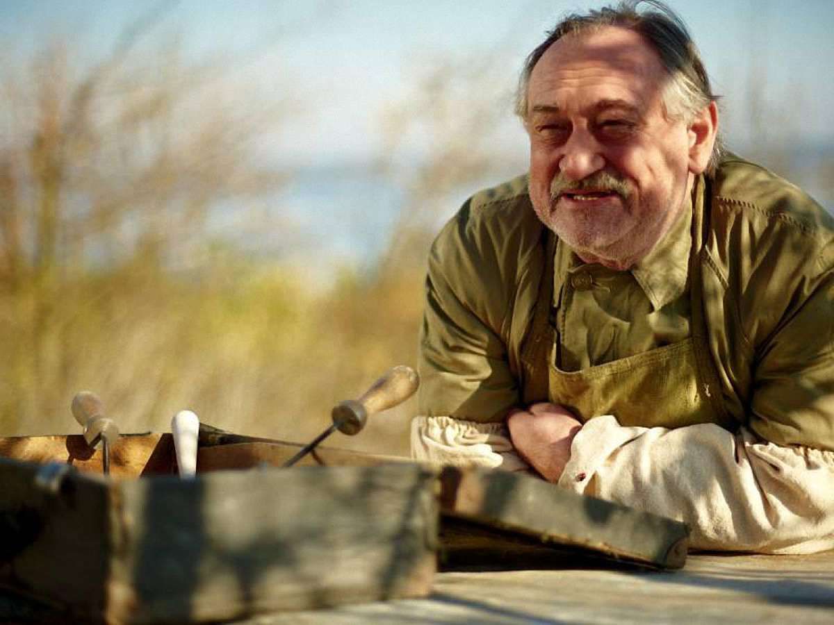 До ювілею Богдана Ступки на його могилі встановлять пам'ятник