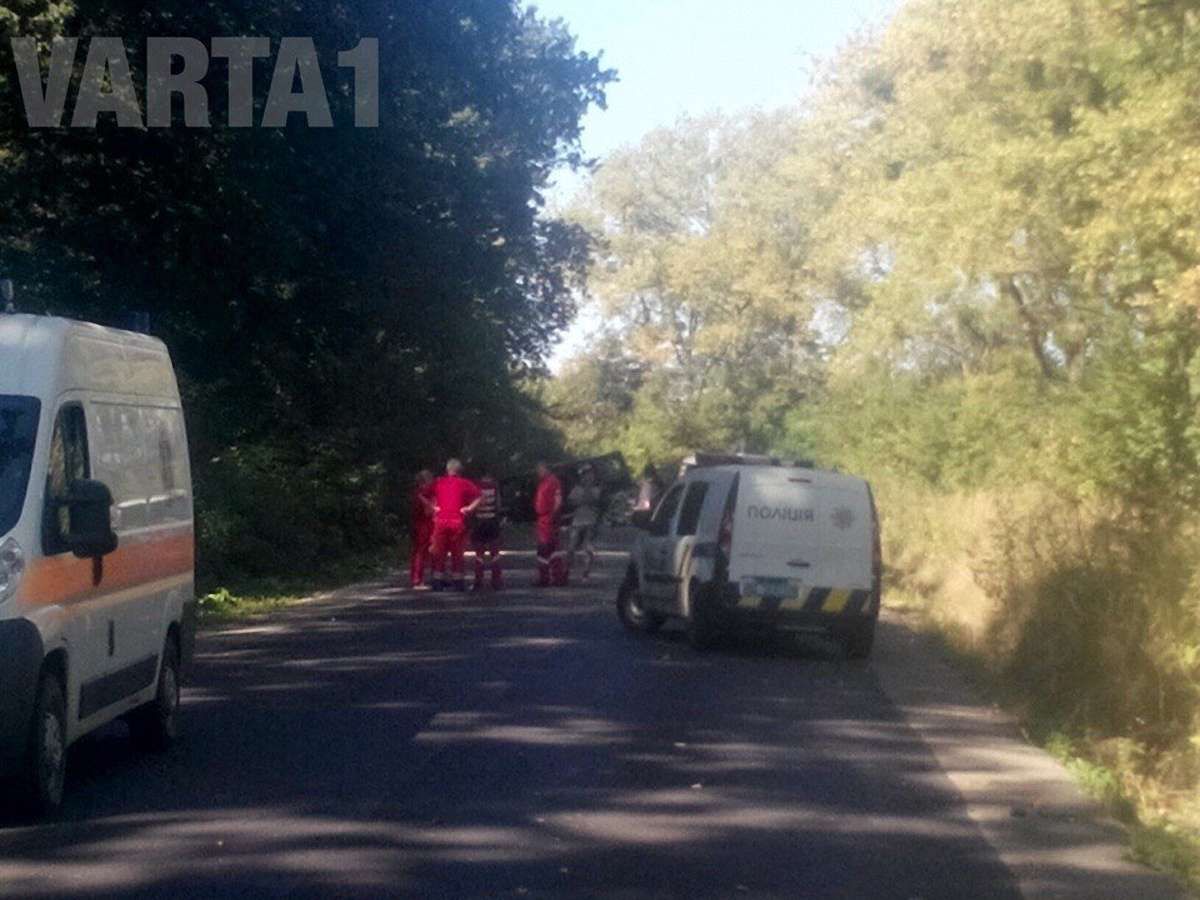 Внаслідок вибуху позашляховика на Львівщині загинули троє людей