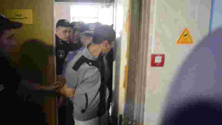 Підозрюваного у жорстокому вбивстві дівчинки на Одещині взяли під варту