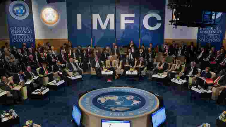 МВФ знову відклав питання виділення Україні чергового кредитного траншу