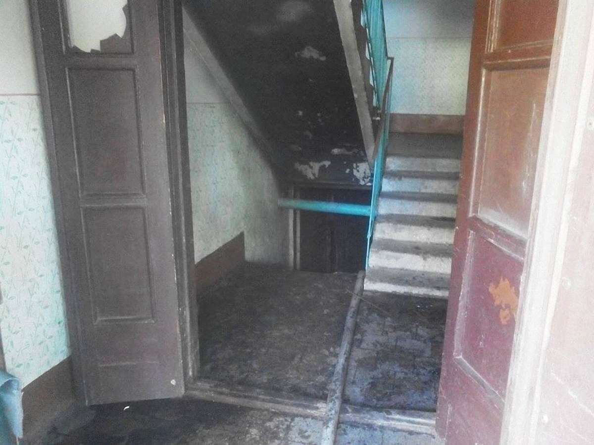 У Червонограді через пожежу евакуювали мешканців багатоповерхівки