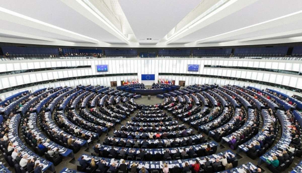 У Європарламенті зареєстрували проект резолюції щодо безвізового режиму з Україною 