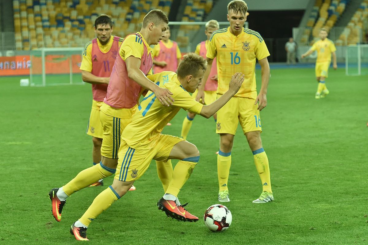 П'ять футболістів покинули розташування збірної України перед матчем з Ісландією