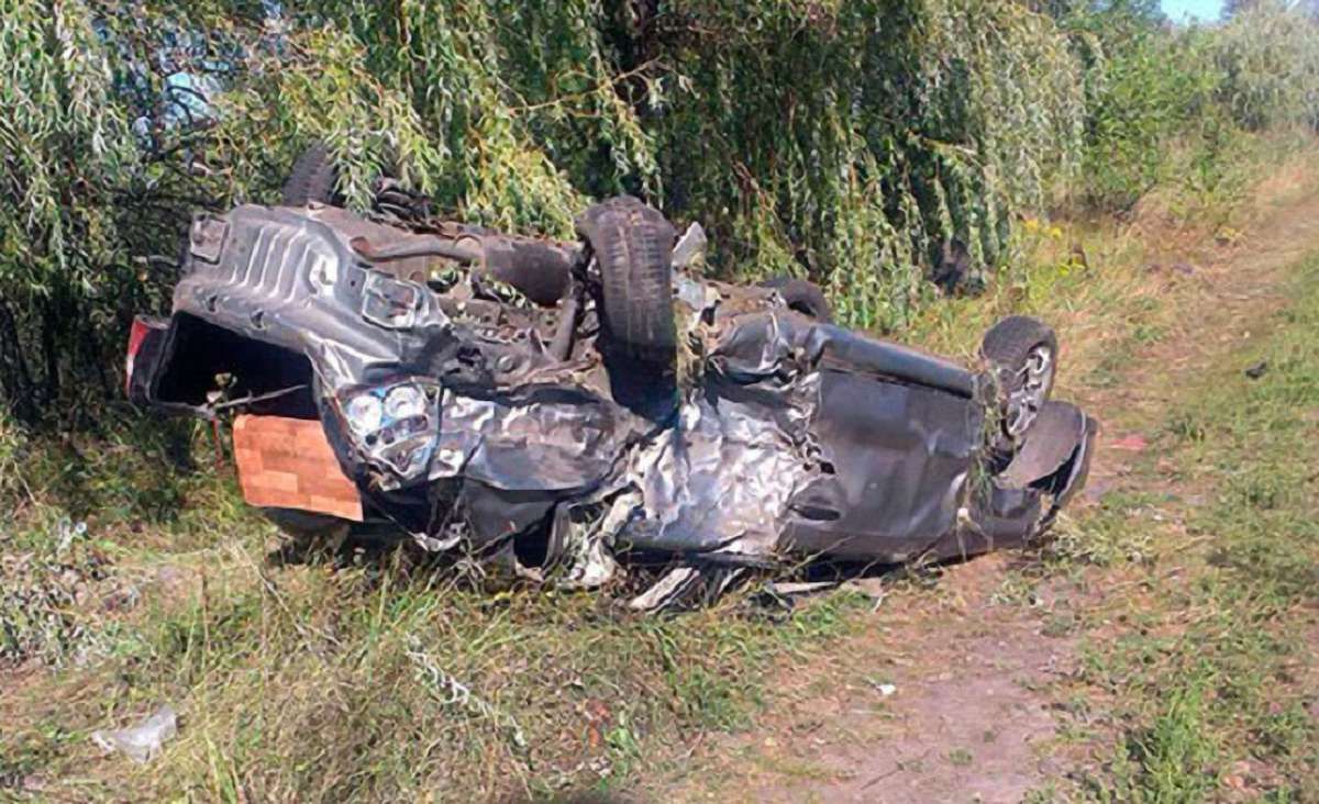 На Київщині п'яний співробітник СБУ влаштував ДТП