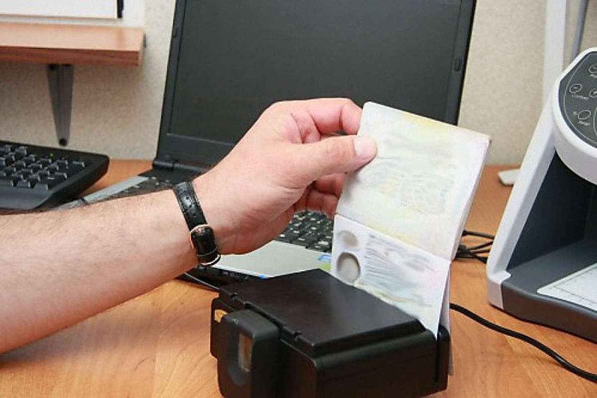 Прикордонники затримали двох українців та ізраїльтянина, якого розшукував Інтерпол