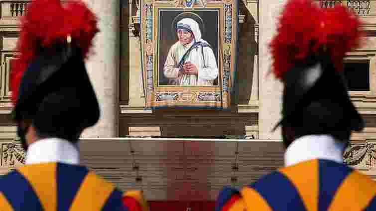 У Ватикані канонізували Матір Терезу