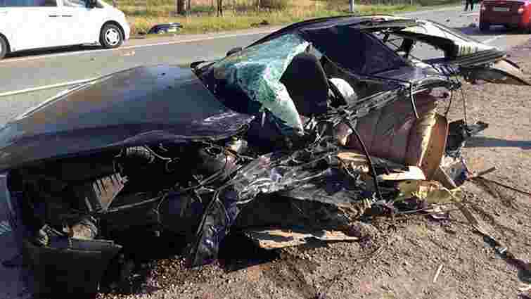 Внаслідок потрійної ДТП поблизу Стрия загинув водій BMW