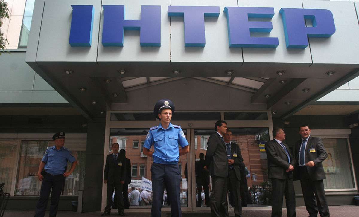 «Інтер» попросив Порошенка втрутитися в ситуацію з нападом на телеканал
