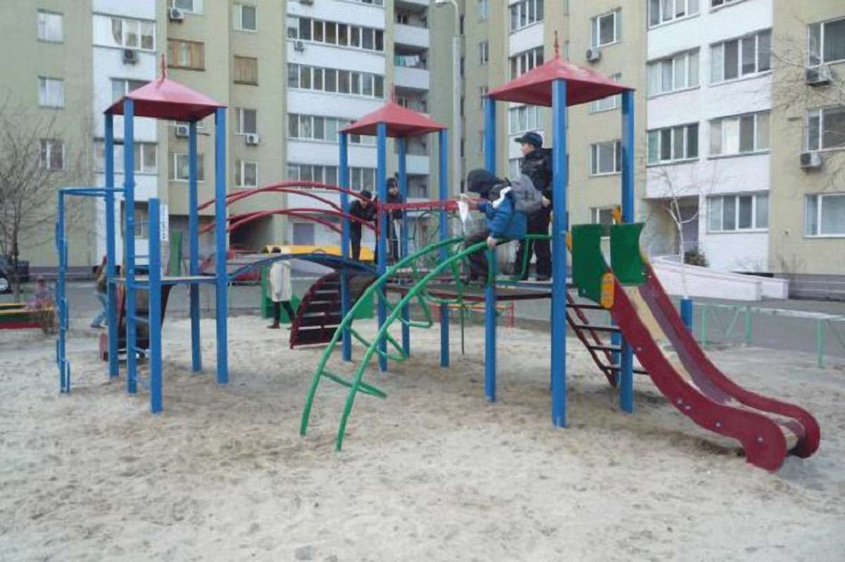 У Львові майданчики передадуть на баланс районних адміністрацій