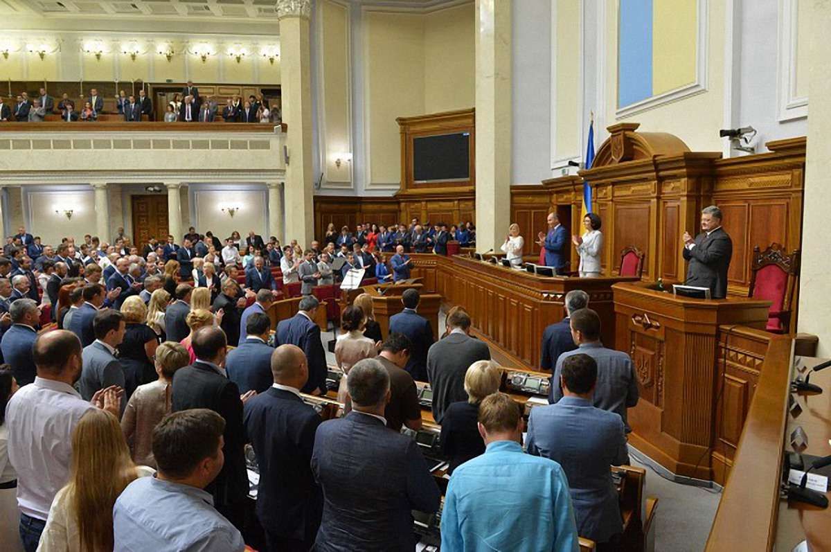 Сім нових депутатів Верховної Ради склали присягу