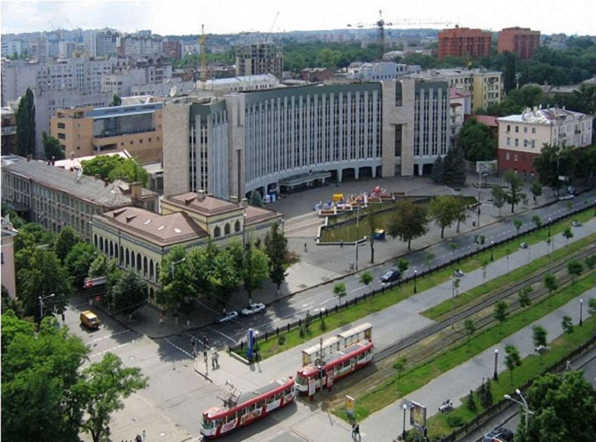 Міська рада Дніпра розірвала побратимські відносини з російськими містами