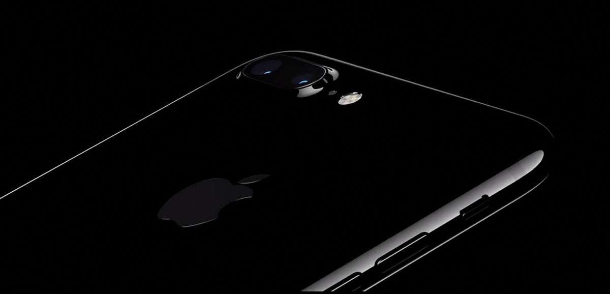 Apple офіційно представила iPhone 7 і iPhone 7 plus