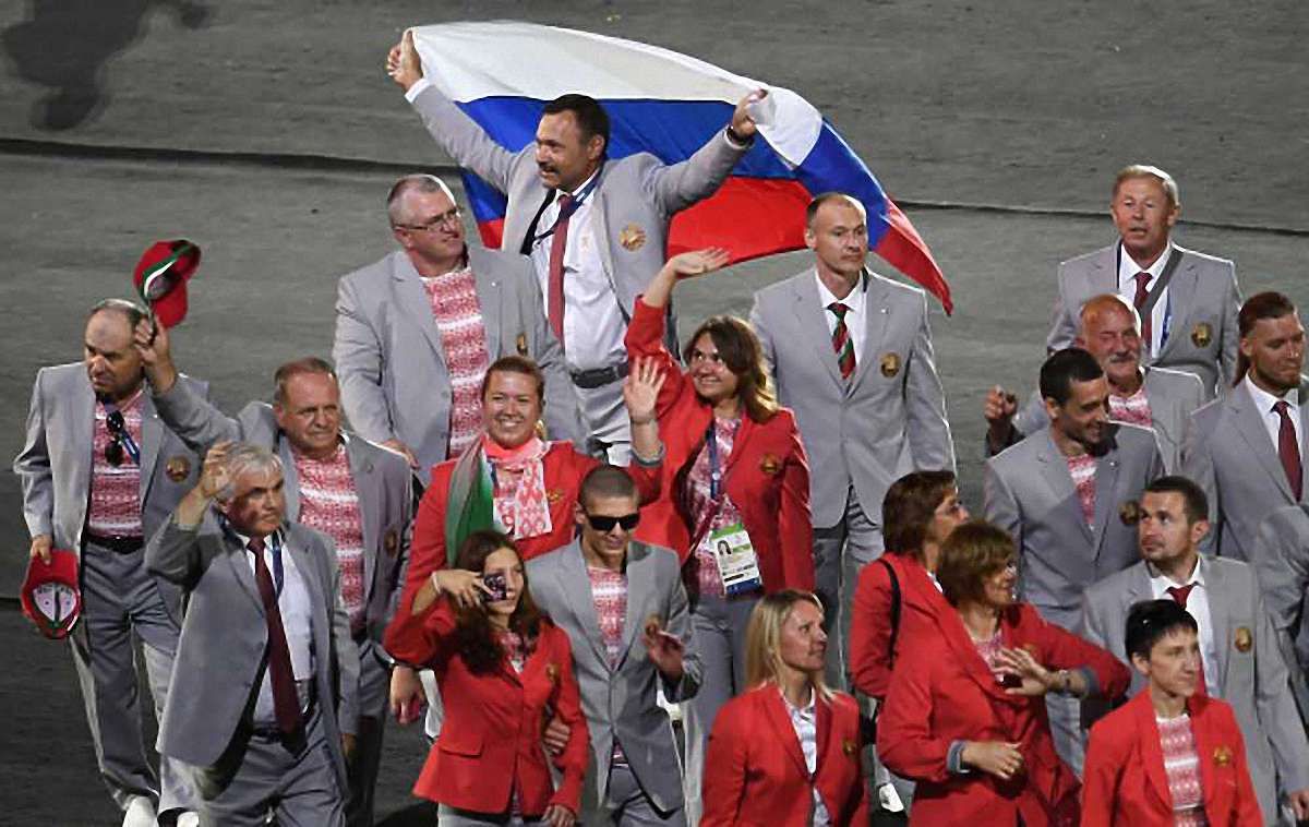 Члена делегації Білорусі позбавили акредитації Паралімпіади-2016 через прапор Росії