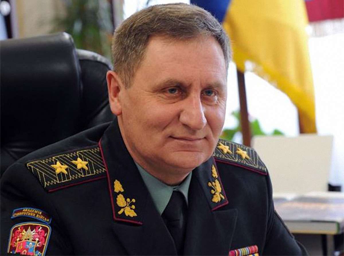 Журналісти показали нерухомість начальника львівської військової академії