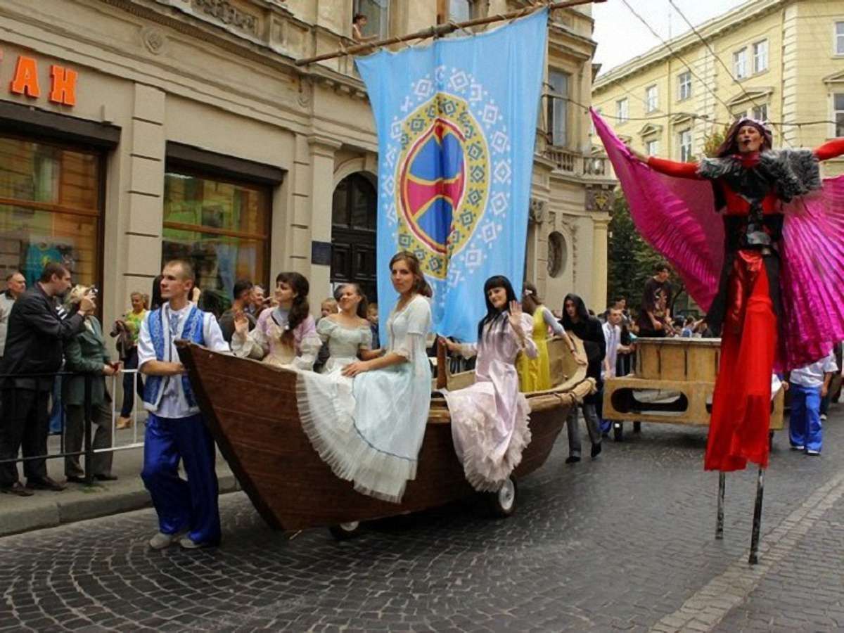 У Львові представили програму міжнародного театрального фестивалю «Золотий лев-2016»