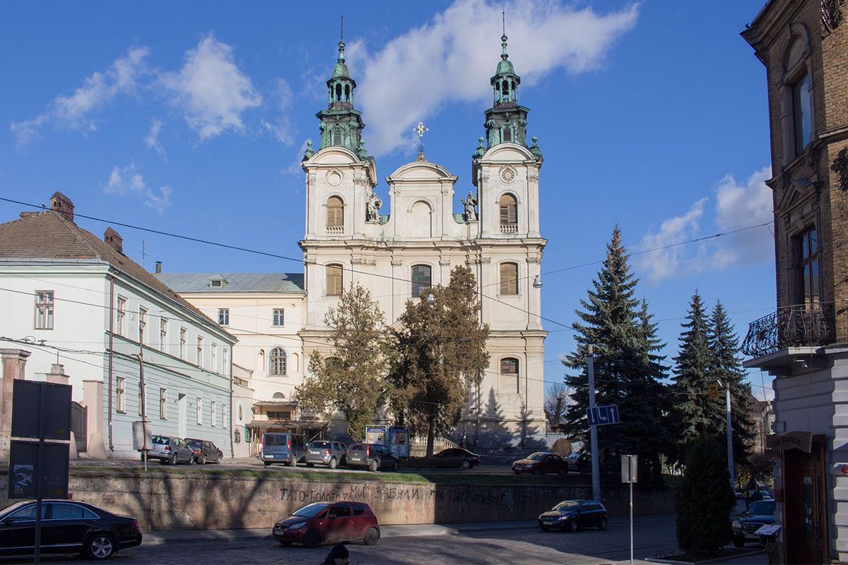 Міська рада Кракова проситиме владу Львова повернути римо-католикам дві церкви