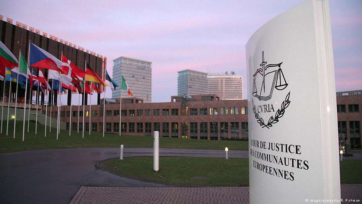 Суд ЄС частково скасував санкції проти Януковичів і Клюєва