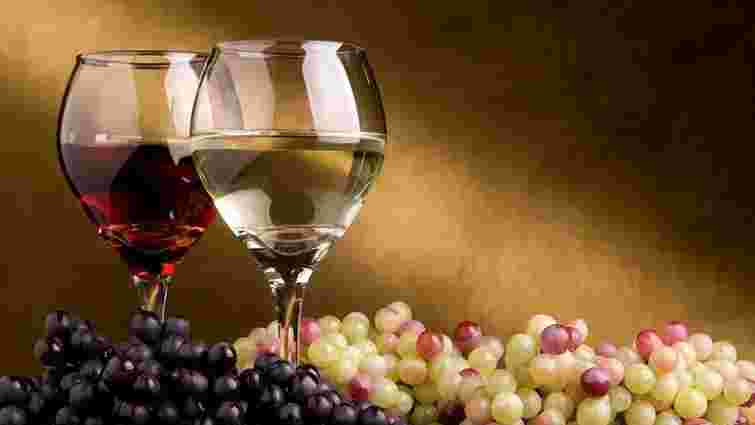 Верховна Рада скасувала ліцензію на торгівлю вином