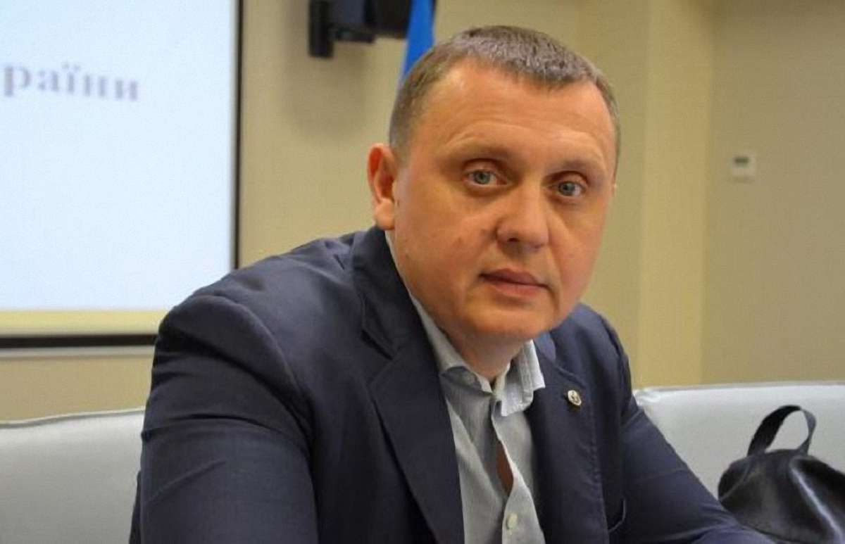 Суд відмовився арештувати викритого на хабарництві члена ВРЮ і призначив йому ₴3,8 млн застави