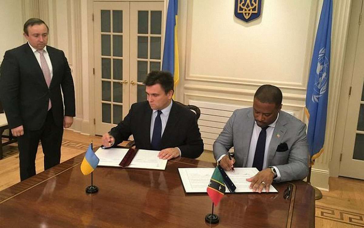 Україна підписала угоду про безвізовий режим з островами Сент-Кіттс і Невіс