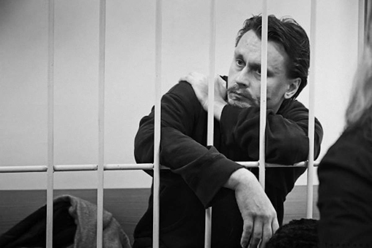 Чехія не хоче видавати Росії лідера арт-групи «Війна»