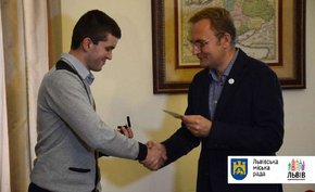 Чемпіон Паралімпіади Андрій Демчук отримає від львівської мерії квартиру
