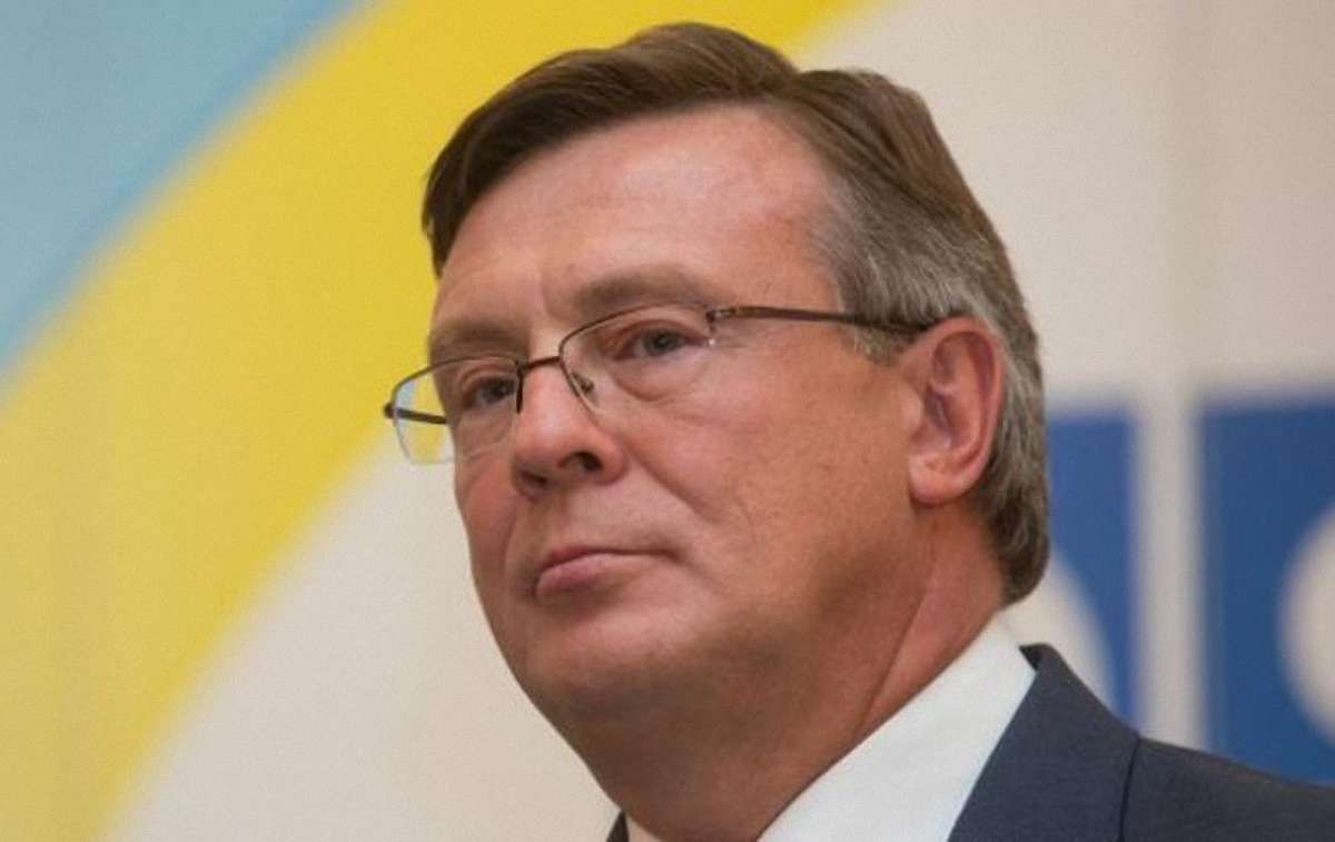 Екс-міністр часів Януковича намагається розхитати ситуацію з правами нацменшин у Закарпатті