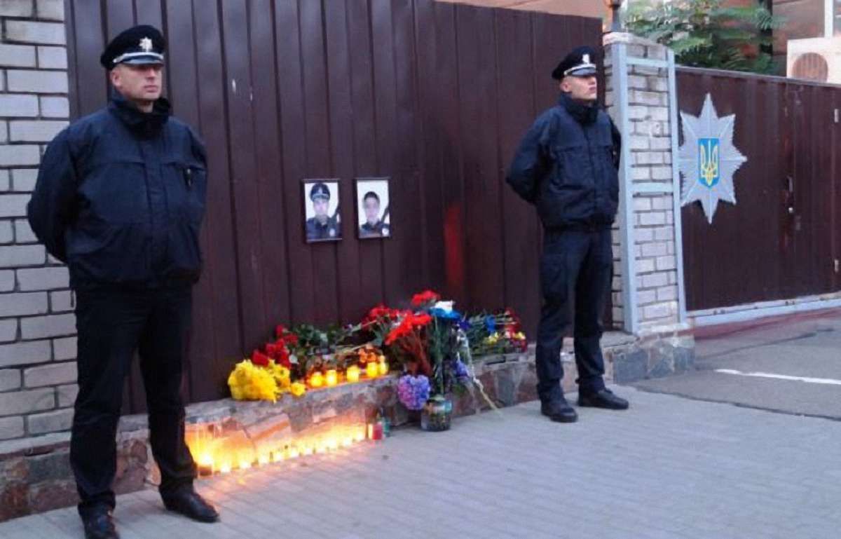 Сім’ї загиблих у Дніпрі поліцейських отримають квартири та грошову допомогу