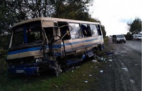 На трасі Львів-Сокаль зіткнулися маршрутка і мікроавтобус: є постраждалі