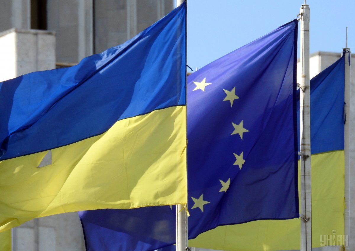 Комітет Європарламенту схвалив доповідь про безвізовий режим з Україною