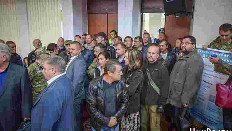 На сесії Миколаївської облради учасники АТО ледь не побилися з депутатами