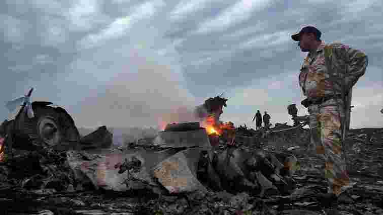 Слідчі у справі MH17 кажуть, що поки що не можна говорити про причетність до трагедії Росії