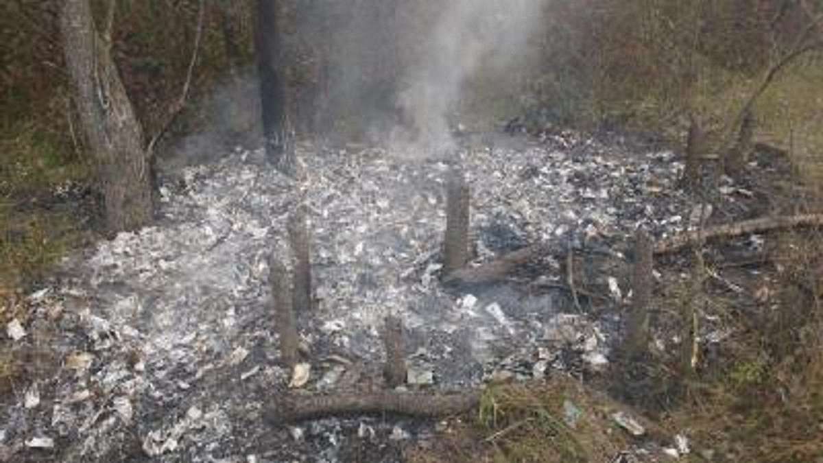 На кордоні з Польщею контрабандисти спалили партію незаконних сигарет
