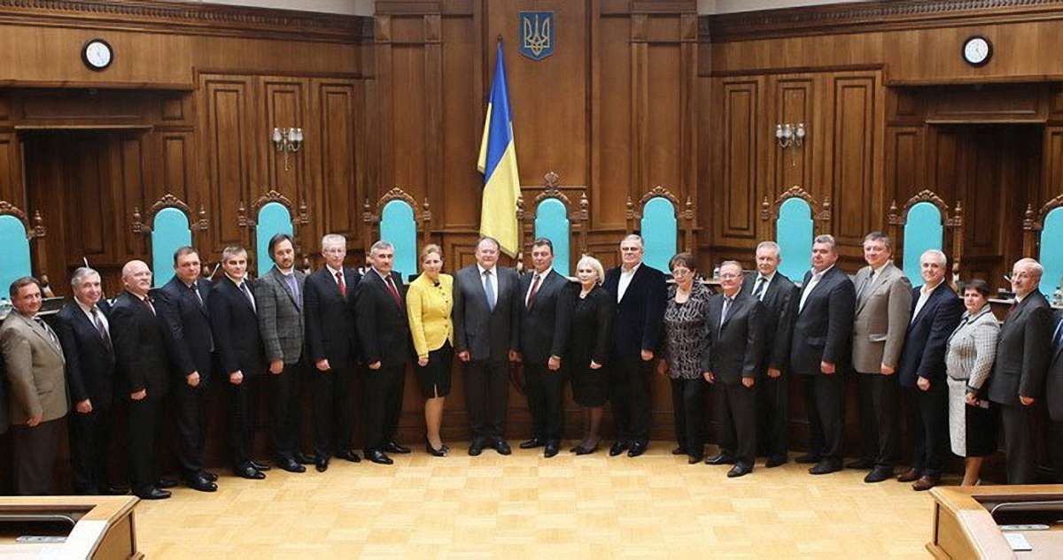 Конституційний Суд попросили розтлумачити поняття «позбавлення волі»
